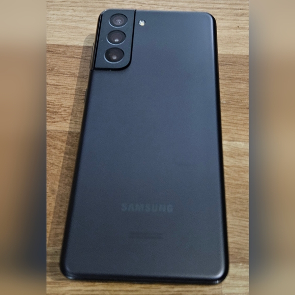 Samsung Galaxy S21 5G - Picture 3 of 7